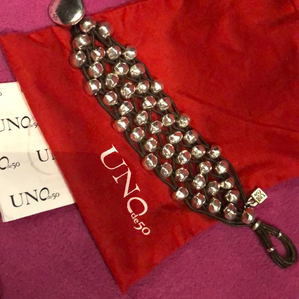 Uno de 50 Stunning Bracelet 8x 1 3/4 inches.